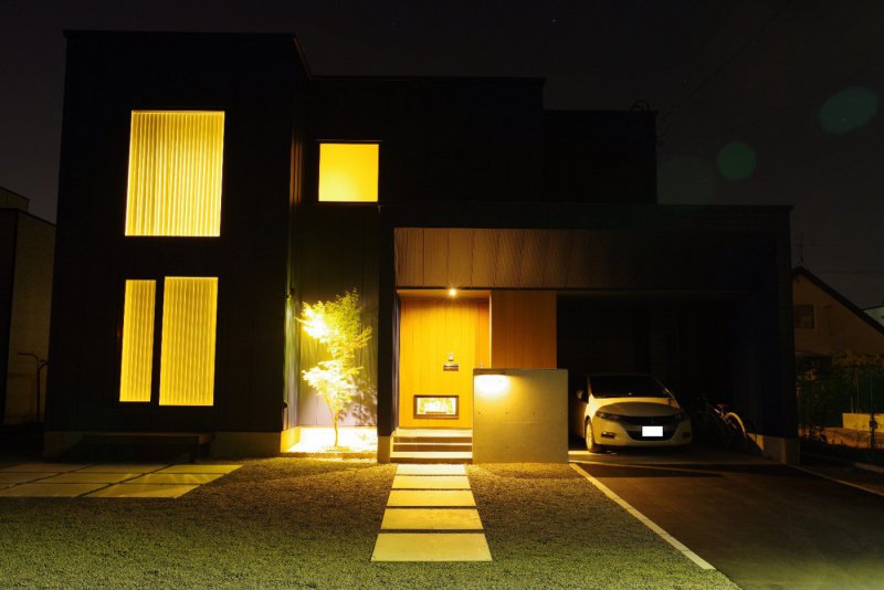 ライティングを生かしたエクステリア